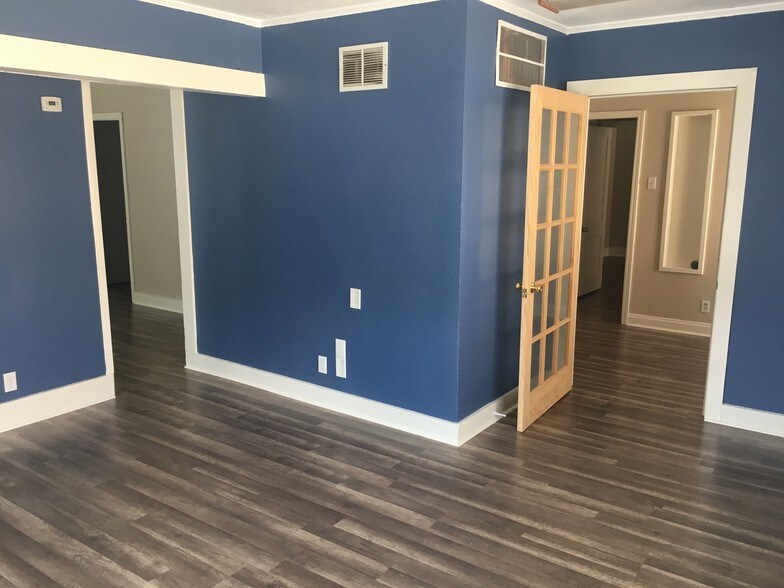 More Photos Of 2906 San Gabriel St, Austin Office For Lease