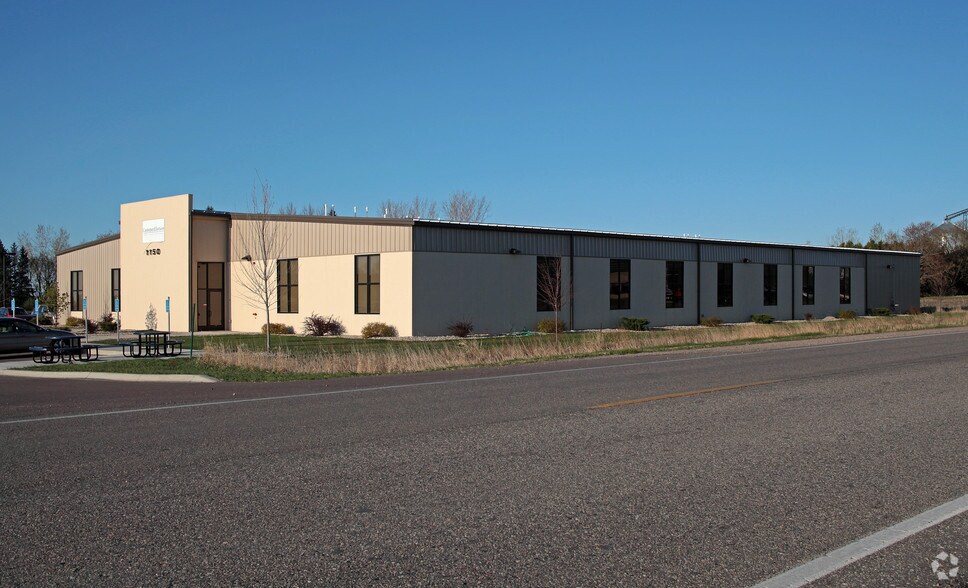 More Photos Of 1150 5th Ave SE, Hutchinson Office For Lease
