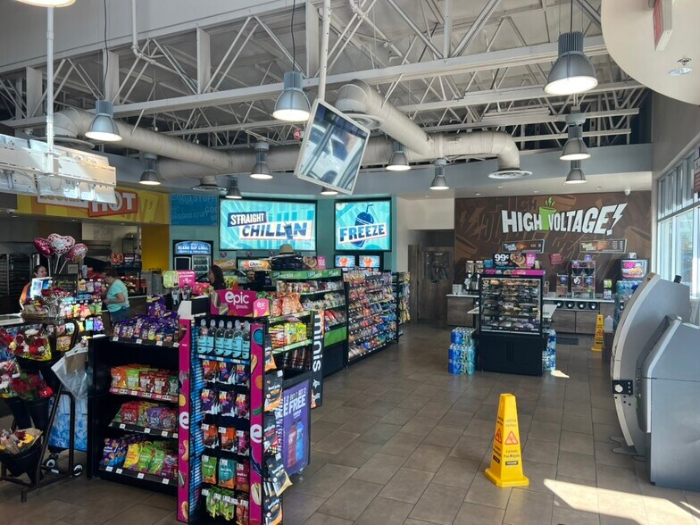 More Photos Of 2122 W Highland Ave, San Bernardino Service Station For Lease