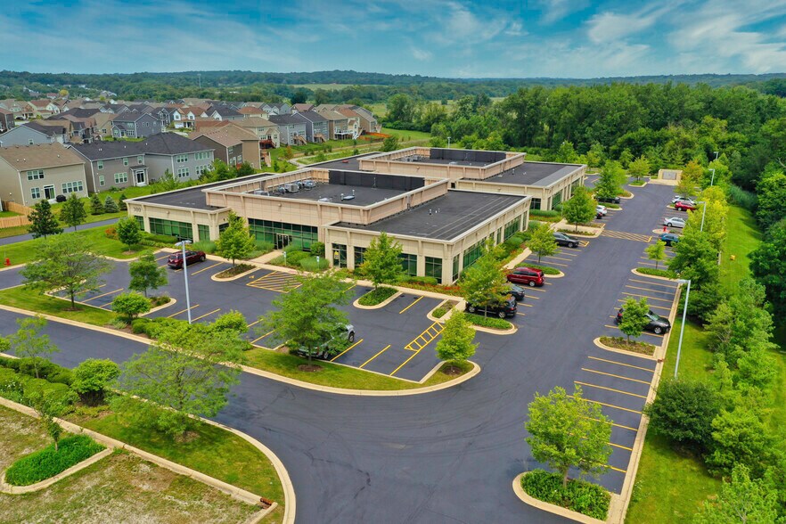 More Photos Of 320 Cardinal Dr, St Charles Medical For Lease