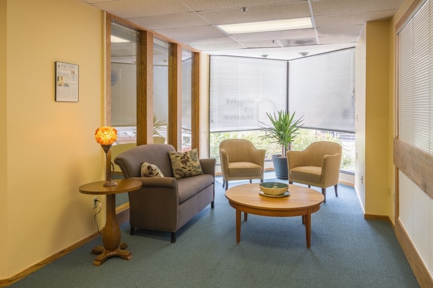 More Photos Of 120 N Main St, West Bend Office For Sale