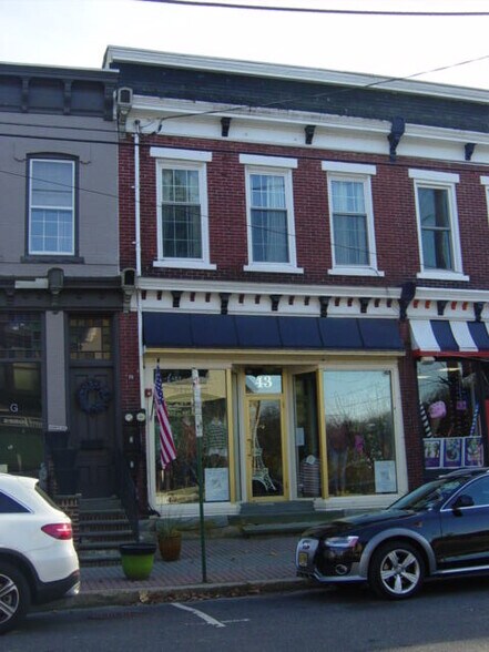 More Photos Of 43 Main St, Clinton Township Storefront For Sale