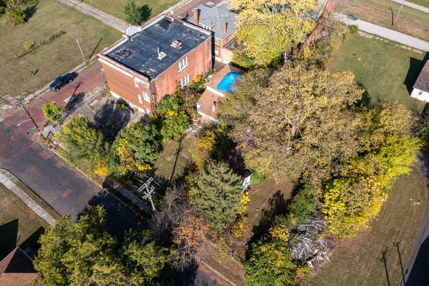 More Photos Of 408 N Conover St, Dayton Schools For Sale