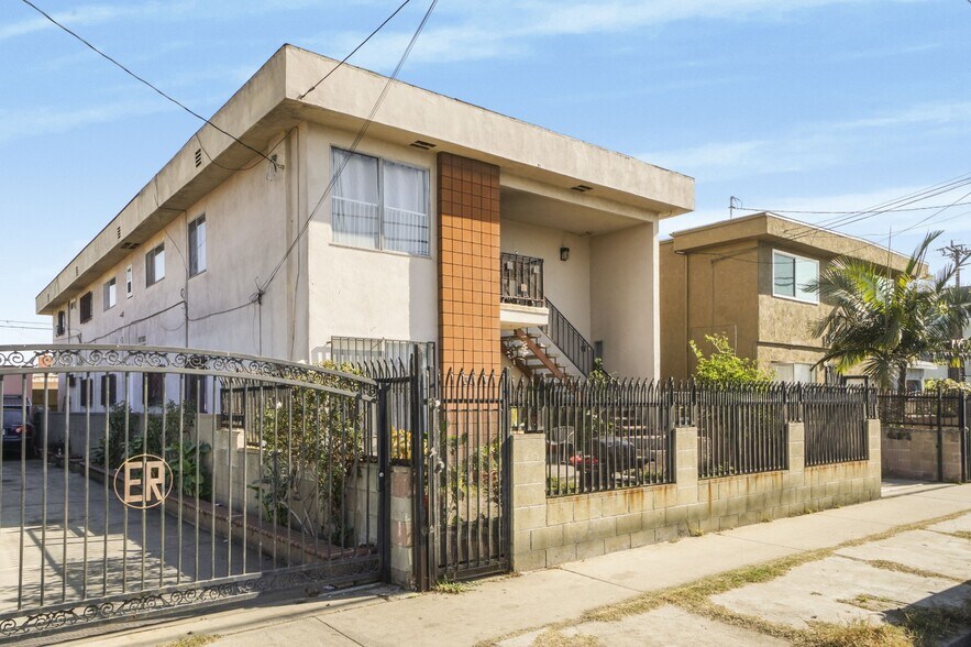 More Photos Of 13314 Cordary Ave, Hawthorne Apartments For Sale