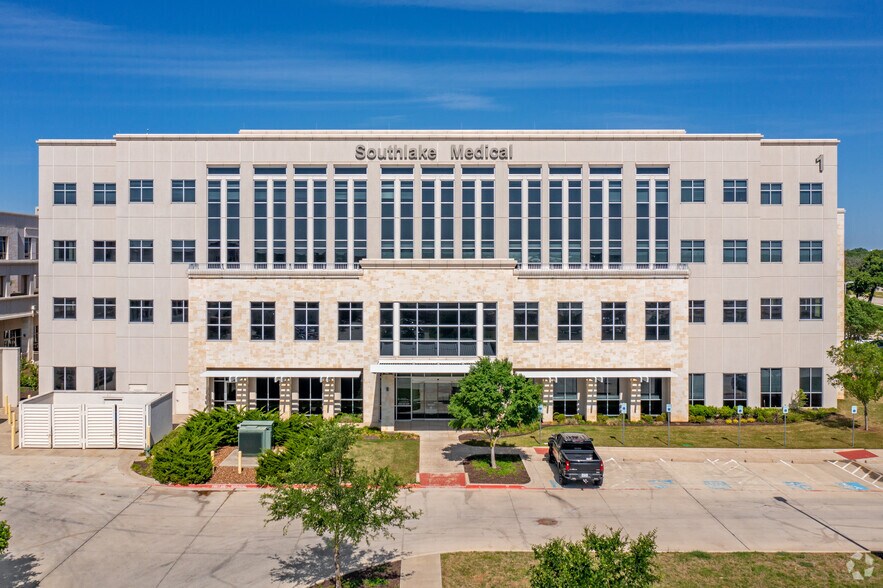 More Photos Of 431 E State Highway 114, Southlake Medical For Lease