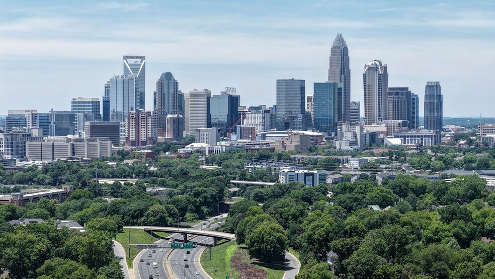 More Photos Of 610 Hawthorne Ln, Charlotte Office Residential For Sale