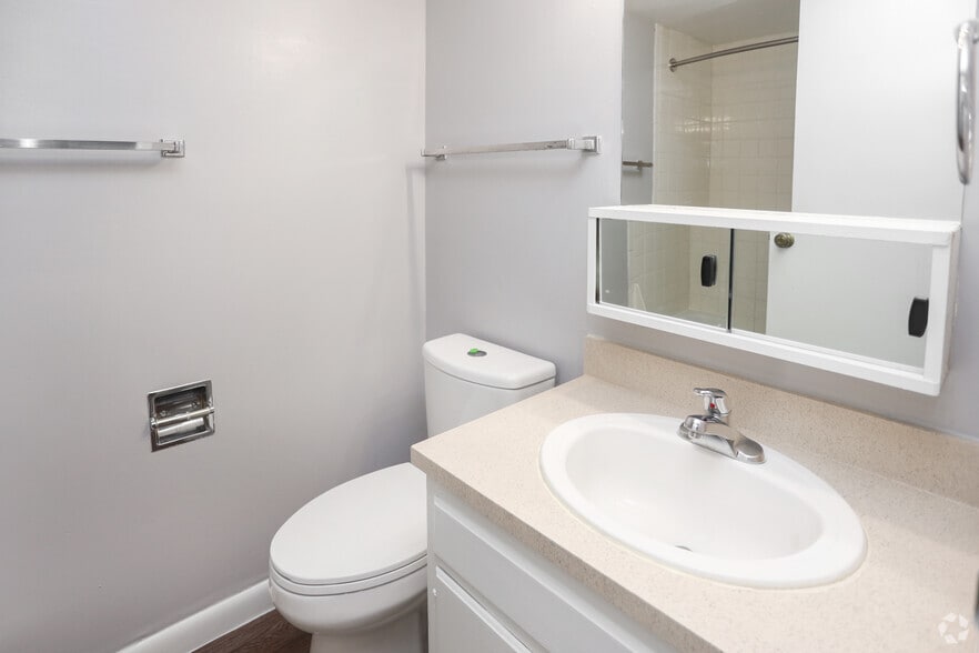 More Photos Of 101 Three Rivers N, Fort Wayne Apartments For Lease