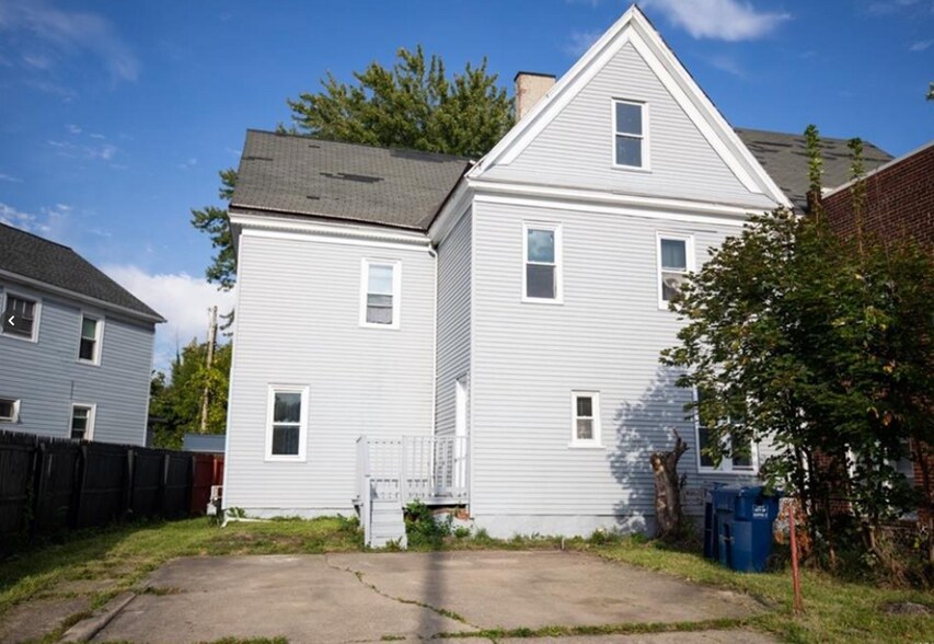 More Photos Of 1010 Kensington Ave, Buffalo Apartments For Sale