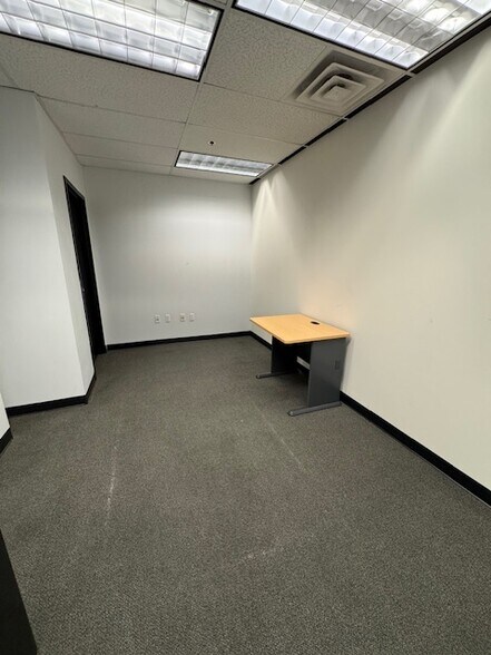 More Photos Of 12244 S Business Park Dr, Draper Office For Lease