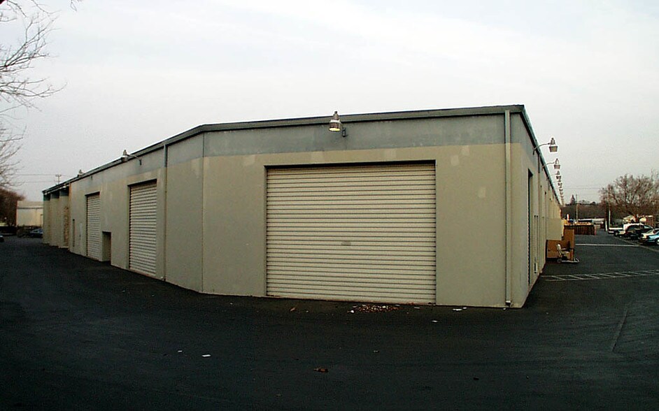 More Photos Of 5710 Auburn Blvd, Sacramento Warehouse For Sale