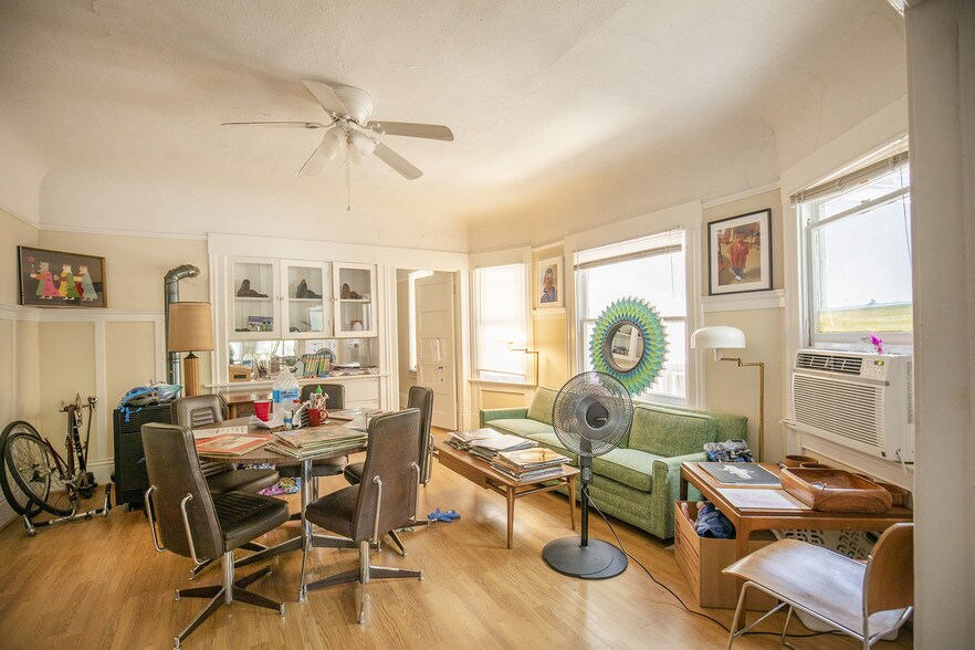 More Photos Of 620 14th St, Sacramento Apartments For Sale