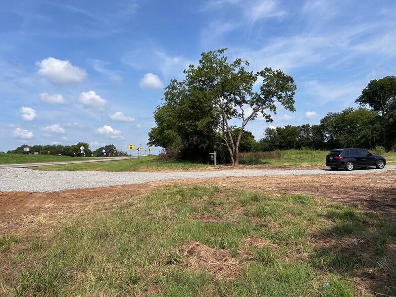 More Photos Of 1330 Jefferson St E, Sulphur Springs Land For Sale