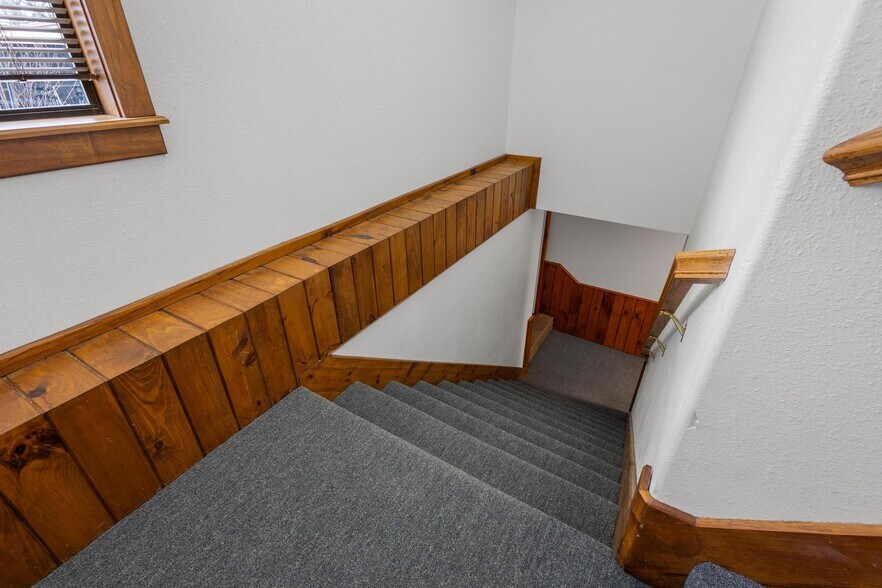 More Photos Of 211 N Main St, Bonham Office Residential For Sale
