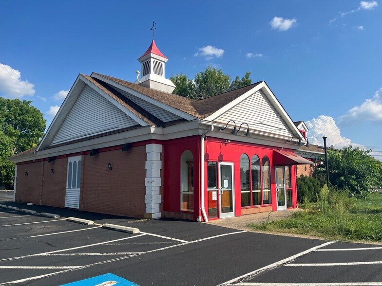 More Photos Of 168 Easton Rd, Horsham Township Restaurant For Lease