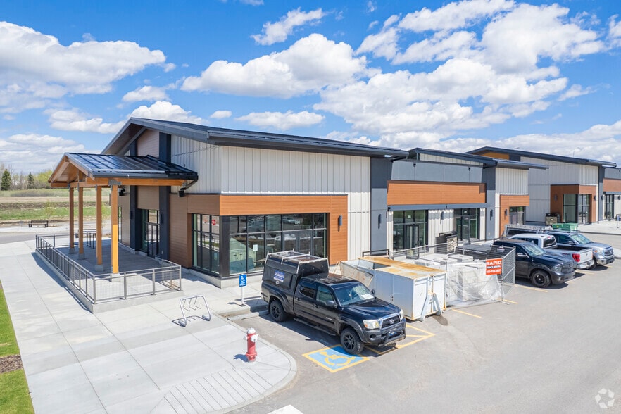 More Photos Of 258 Northridge Dr, Okotoks Unknown For Lease