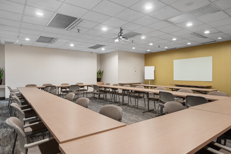 More Photos Of , North Olmsted Office For Sale
