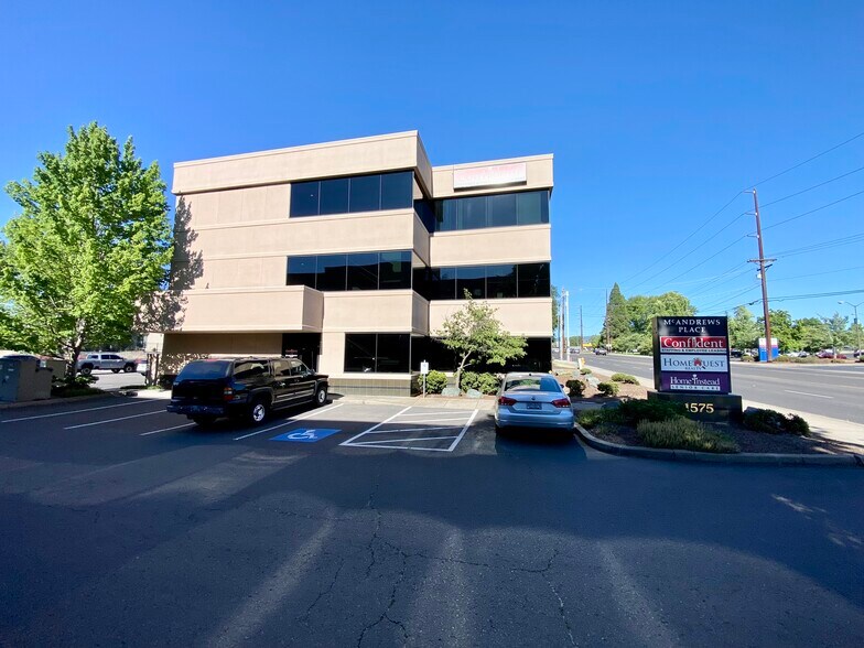 More Photos Of 1575 E McAndrews Rd, Medford Office For Lease
