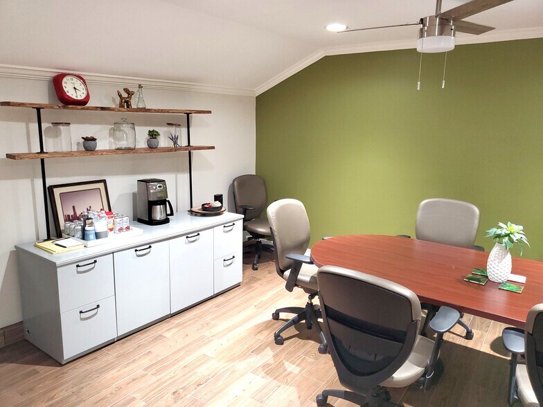 More Photos Of 3220 Broadway St, Houston Office For Lease