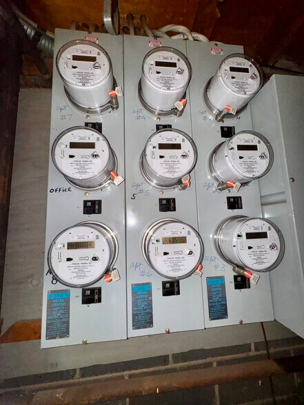 More Photos Of 2605-2609 S Broad St, Hamilton Storefront Retail Office For Sale