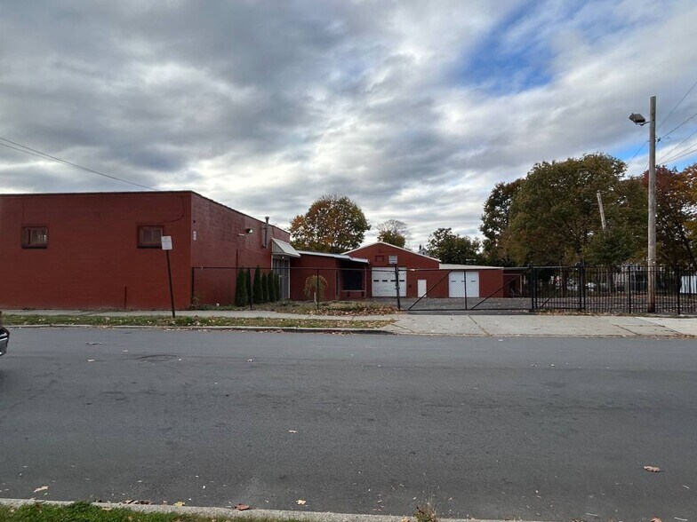 Primary Photo Of 22 Pershing Ave, Poughkeepsie Warehouse For Sale