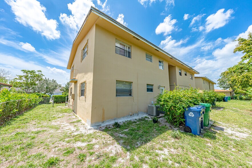 More Photos Of 7523 NW 44th Court, Coral Springs Apartments For Sale