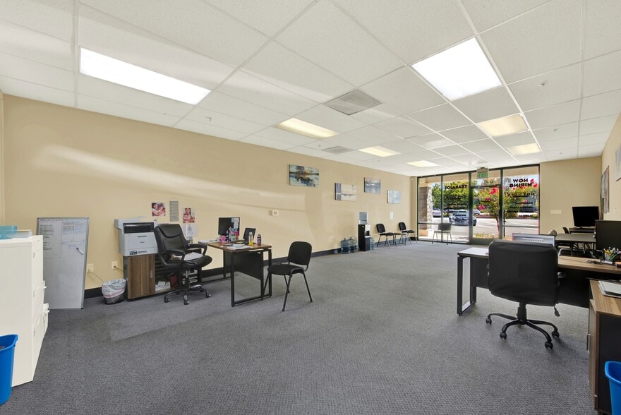 More Photos Of 3338 N Texas St, Fairfield Freestanding For Sale