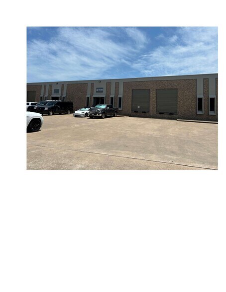 More Photos Of 9411-9421 Neils Thompson Dr, Austin Warehouse For Lease