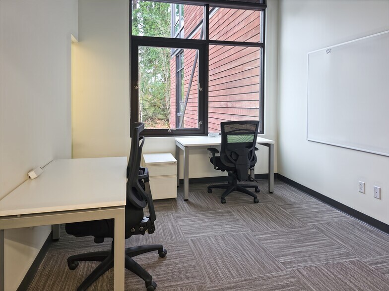 More Photos Of 100 Ravine Ln NE, Bainbridge Island Coworking Space
