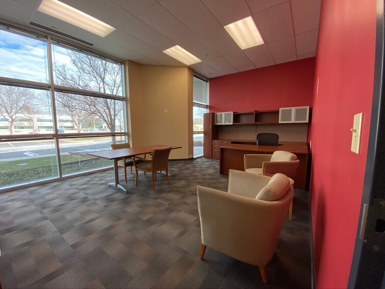 More Photos Of 6625 Network Way, Indianapolis Light Distribution For Sale