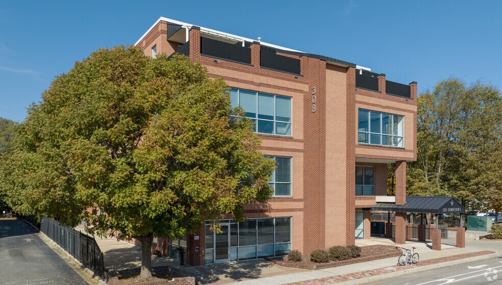 More Photos Of 308 W Rosemary St, Chapel Hill Office For Sale