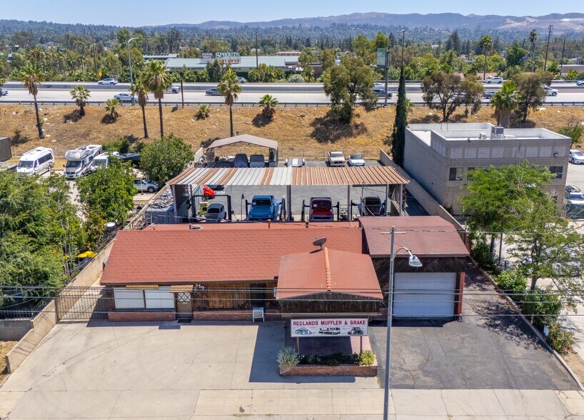 More Photos Of 519 W Colton Ave, Redlands General Retail For Sale