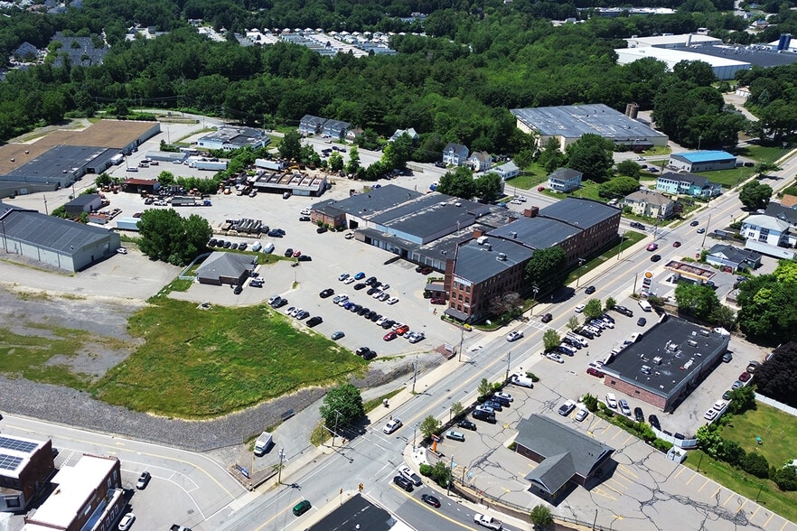 More Photos Of 435 Lancaster St, Leominster Office For Lease