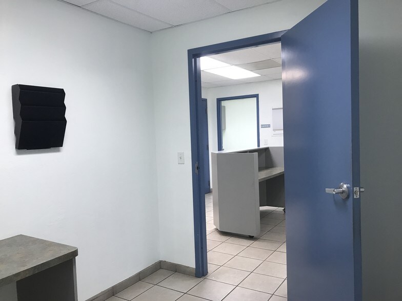 More Photos Of 1310 W St Marys Rd, Tucson Medical For Lease