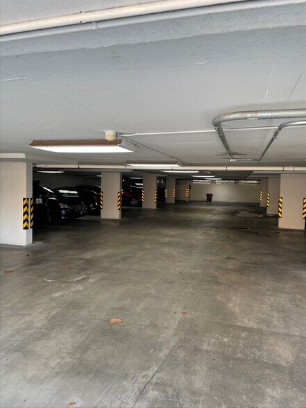 More Photos Of 5575 NW 36th St, Miami Loft Creative Space For Lease