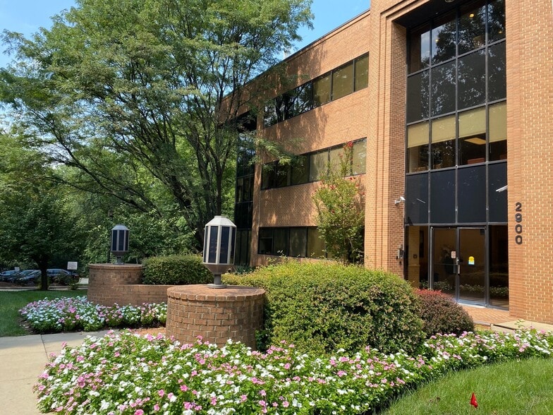 More Photos Of 2900 Linden Ln, Silver Spring Office For Lease