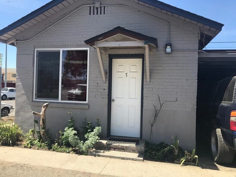 More Photos Of 909 N Broadway, Santa Maria Hotel For Sale