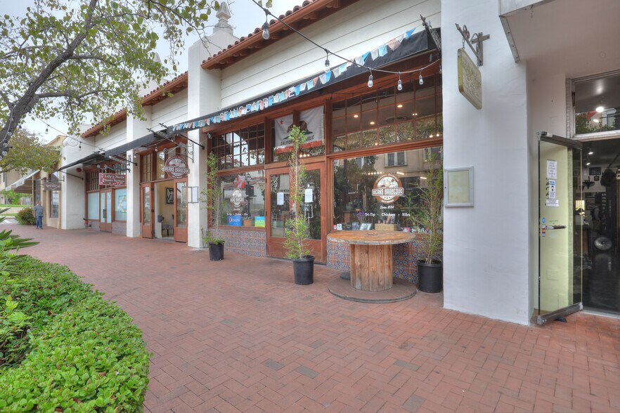 More Photos Of 1230 State St, Santa Barbara General Retail For Lease