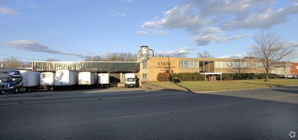 Primary Photo Of 111 W Commercial Ave, Moonachie Warehouse For Sale