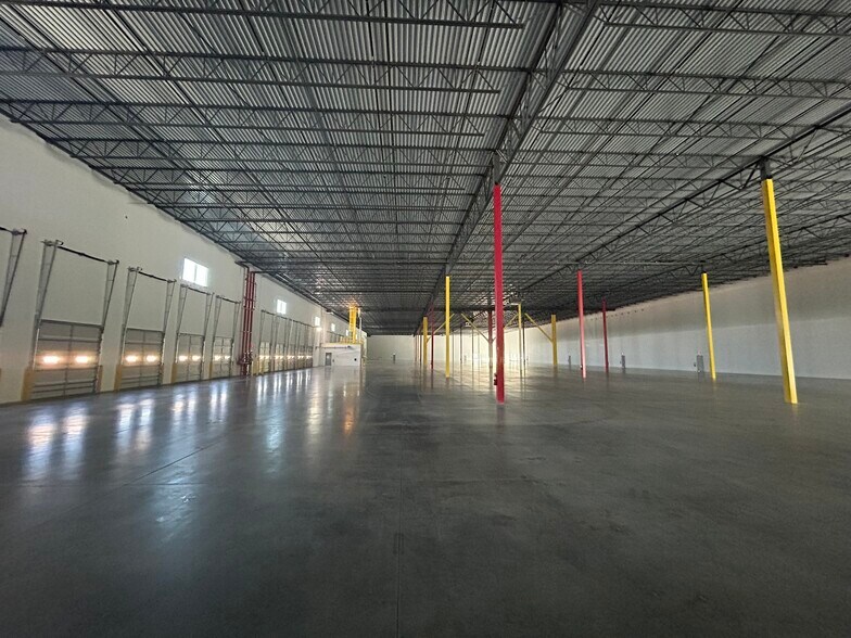 More Photos Of 1060 Mossyhead Plaza Drive, Defuniak Springs Unknown For Lease