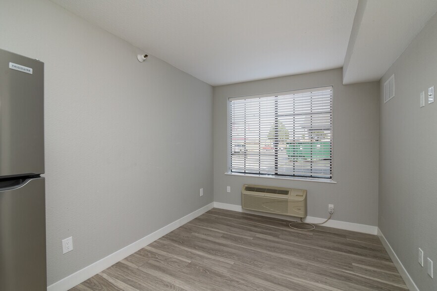 More Photos Of 3211 S 79th East Ave, Tulsa Apartments For Sale