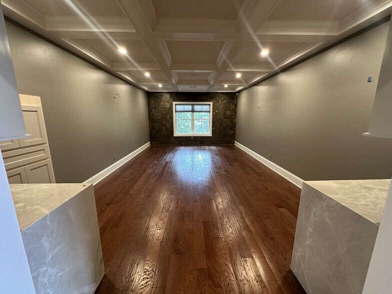 More Photos Of 136 Milestone Way, Greenville Loft Creative Space For Lease