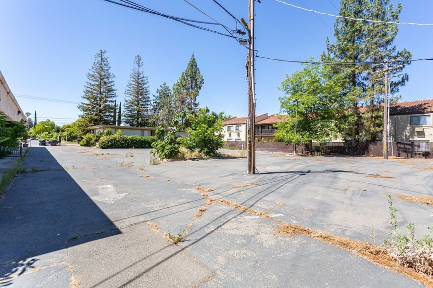 More Photos Of 2921 El Camino Ave, Sacramento Medical For Lease
