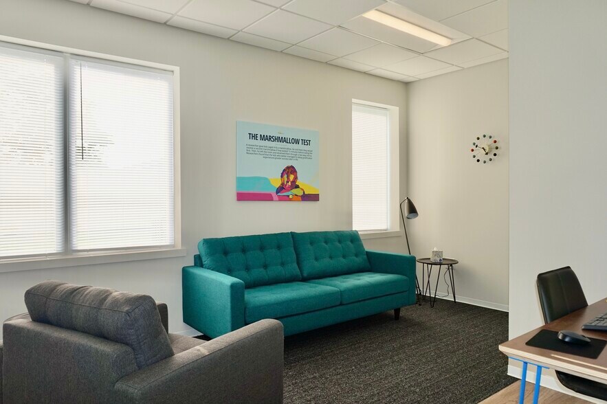 More Photos Of 1120 Youngs Rd, Williamsville Medical For Sale