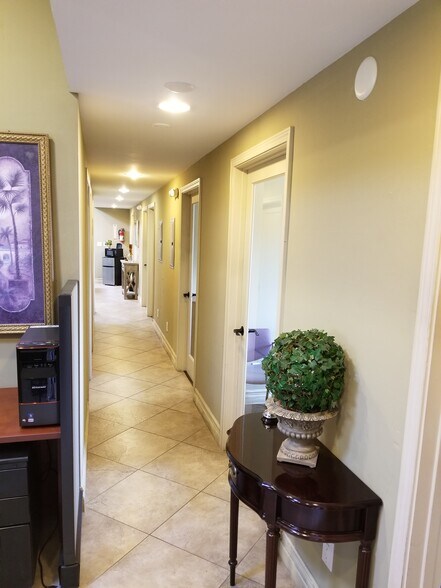 More Photos Of 2075 Lincoln Ave, San Jose Medical For Lease