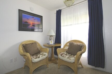 More Photos Of 940 Oregon Ave SE, Bandon Hotel For Sale