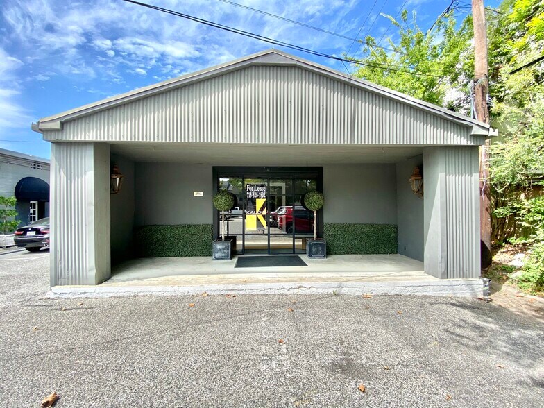 2310 St, Houston, TX 77098 For Lease