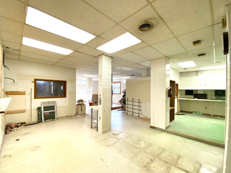 More Photos Of 915 N Hanover St, Elizabethtown Medical For Sale