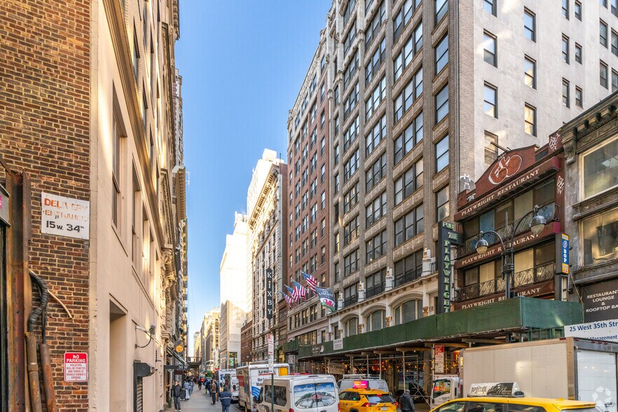 More Photos Of 35 W 35th St, New York Loft Creative Space For Lease