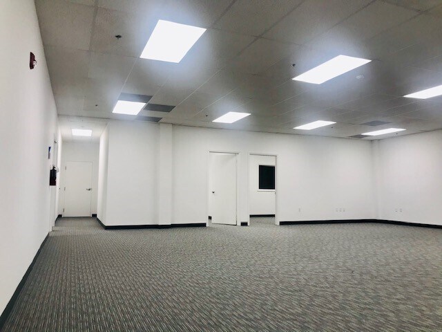 More Photos Of 3399 NW 72nd Ave, Miami Unknown For Lease