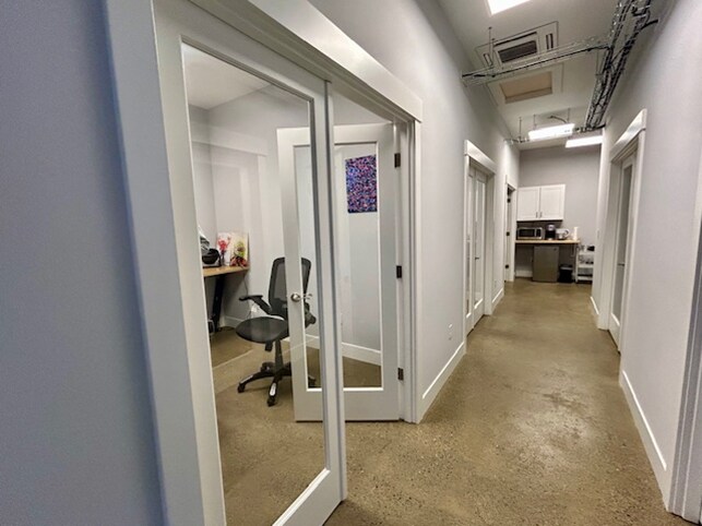 More Photos Of 12421 State Ave, Marysville Office Residential For Lease